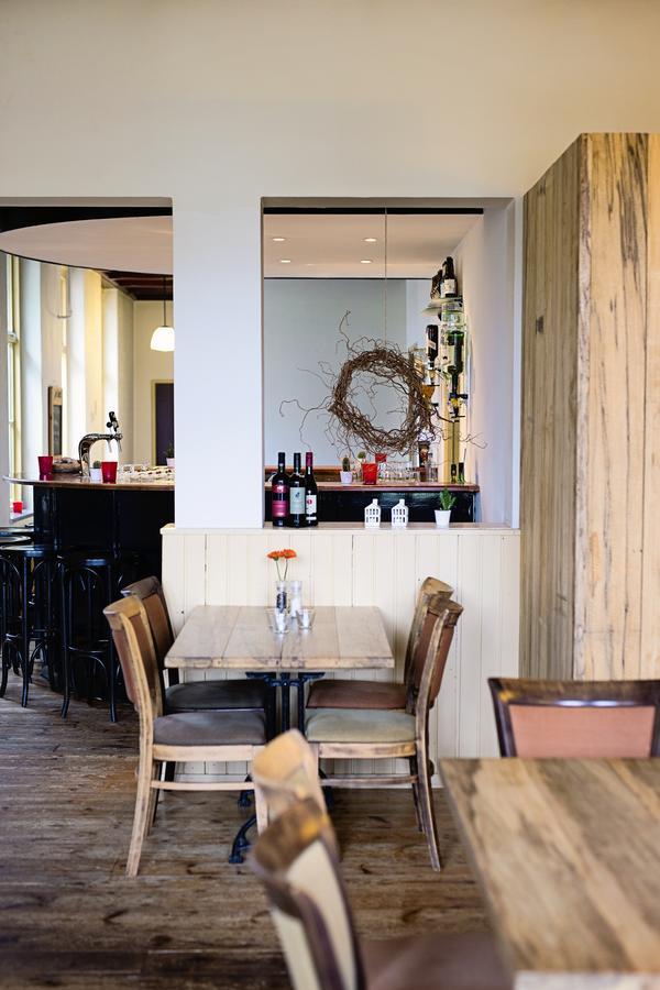 Hotel Restaurant 'De Oorsprong' Синт-Николасга Экстерьер фото